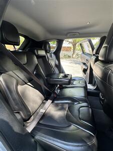 2020 Jeep Cherokee Latitude Plus   - Photo 17 - Albuquerque, NM 87110