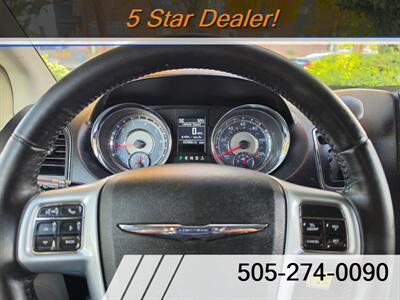 2012 Chrysler Town and Country Touring   - Photo 12 - Albuquerque, NM 87110