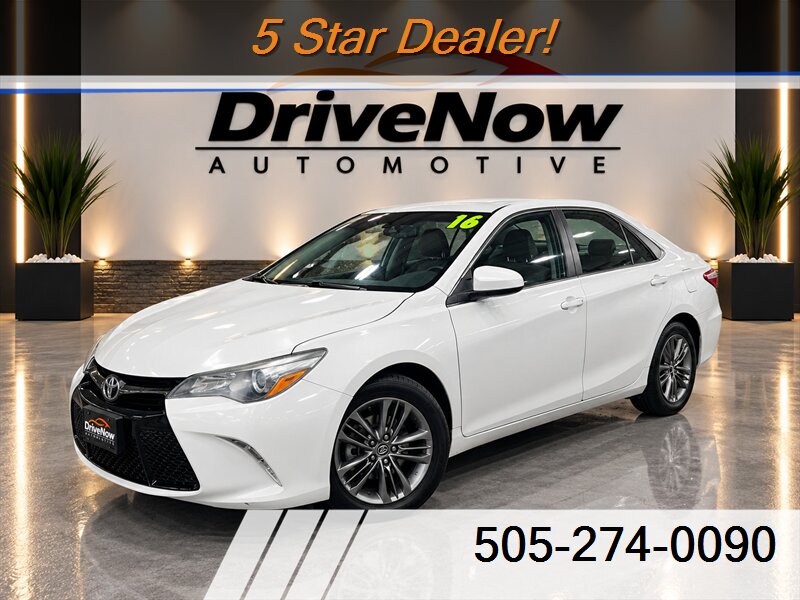 Super White 2016 Toyota Camry Sedan Front-Wheel Drive Automatic