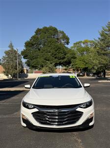 2022 Chevrolet Malibu LT   - Photo 8 - Albuquerque, NM 87110