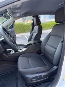 2022 Chevrolet Malibu LT   - Photo 10 - Albuquerque, NM 87110