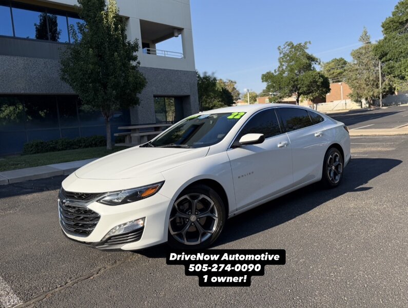 2022 Chevrolet Malibu LT   - Photo 1 - Albuquerque, NM 87110
