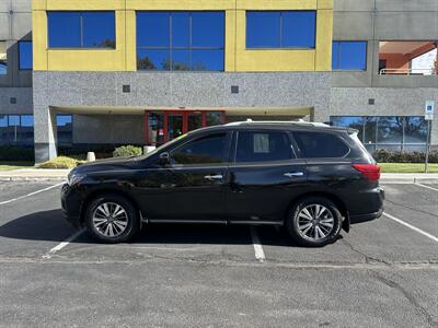 2020 Nissan Pathfinder S   - Photo 3 - Albuquerque, NM 87110