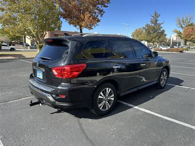 2020 Nissan Pathfinder S   - Photo 6 - Albuquerque, NM 87110