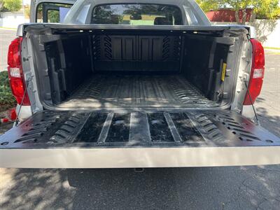 2013 Chevrolet Avalanche LT Black Diamond   - Photo 9 - Albuquerque, NM 87110
