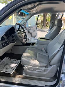 2013 Chevrolet Avalanche LT Black Diamond   - Photo 10 - Albuquerque, NM 87110