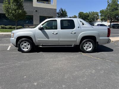 2013 Chevrolet Avalanche LT Black Diamond   - Photo 3 - Albuquerque, NM 87110