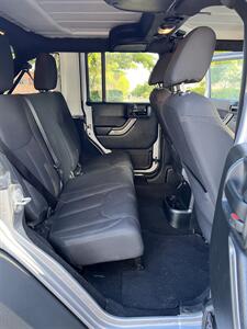 2018 Jeep Wrangler JK Unlimited Sport S   - Photo 15 - Albuquerque, NM 87110