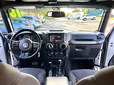 2018 Jeep Wrangler JK Unlimited Sport S   - Photo 10 - Albuquerque, NM 87110