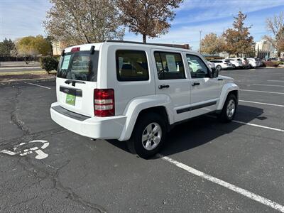 2011 Jeep Liberty Sport   - Photo 6 - Albuquerque, NM 87110