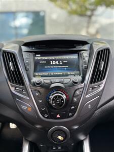 2016 Hyundai VELOSTER Turbo R-Spec   - Photo 12 - Albuquerque, NM 87110