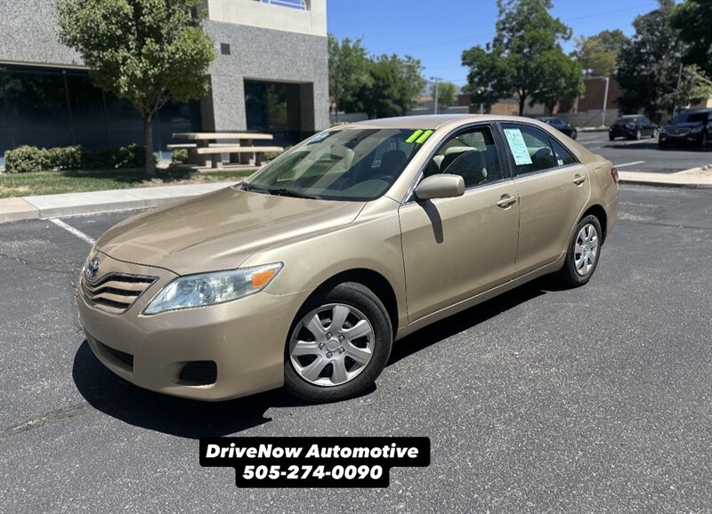 2011 Toyota Camry LE  