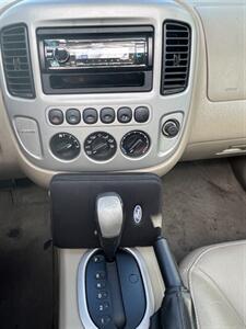 2007 Ford Escape Limited   - Photo 12 - Albuquerque, NM 87110