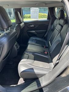 2019 Jeep Cherokee Latitude Plus   - Photo 12 - Albuquerque, NM 87110