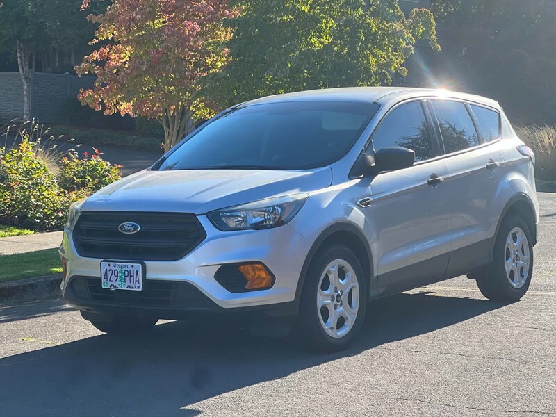 2018 Ford Escape S   - Photo 1 - Portland, OR 97216