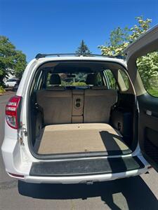 2009 Toyota RAV4   - Photo 21 - Portland, OR 97216