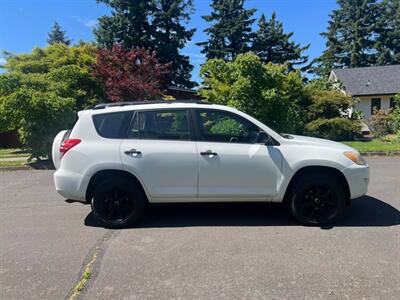 2009 Toyota RAV4   - Photo 12 - Portland, OR 97216