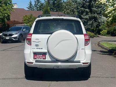 2009 Toyota RAV4   - Photo 8 - Portland, OR 97216