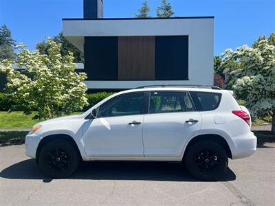2009 Toyota RAV4   - Photo 4 - Portland, OR 97216