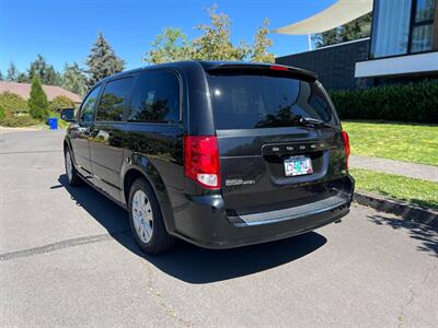 2017 Dodge Grand Caravan SE   - Photo 5 - Portland, OR 97216