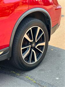 2017 Nissan Rogue SL - Photo 18 - Portland, OR 97216