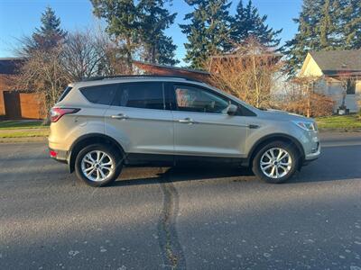 2018 Ford Escape SE   - Photo 9 - Portland, OR 97216