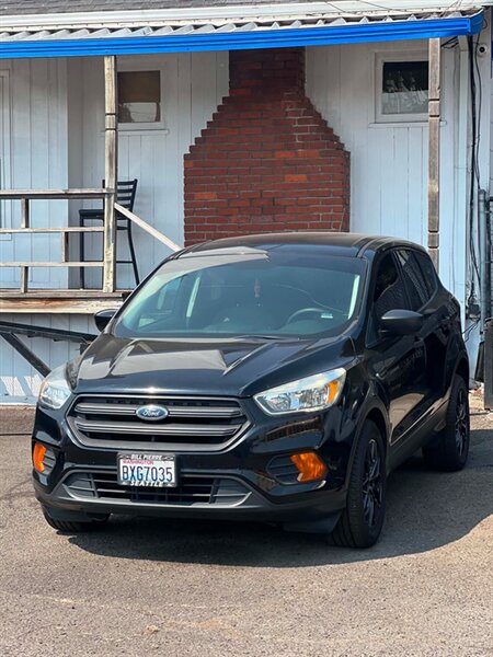2017 Ford Escape S   - Photo 1 - Portland, OR 97216