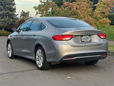 2015 Chrysler 200 Limited   - Photo 5 - Portland, OR 97216