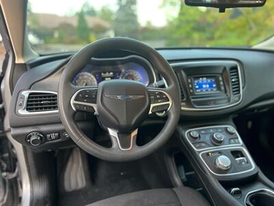 2015 Chrysler 200 Limited   - Photo 18 - Portland, OR 97216