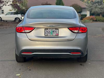 2015 Chrysler 200 Limited   - Photo 6 - Portland, OR 97216