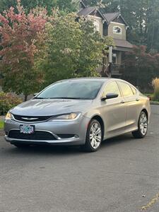 2015 Chrysler 200 Limited   - Photo 2 - Portland, OR 97216