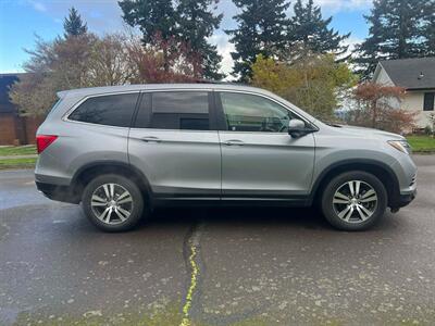 2017 Honda Pilot EX-L   - Photo 11 - Portland, OR 97216
