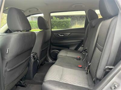 2019 Nissan Rogue S   - Photo 18 - Portland, OR 97216