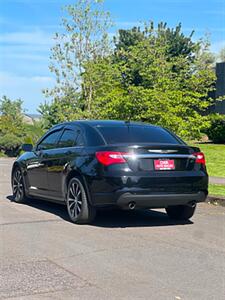 2014 Chrysler 200 Touring   - Photo 6 - Portland, OR 97216