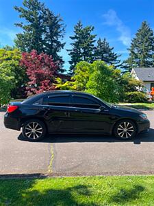 2014 Chrysler 200 Touring   - Photo 11 - Portland, OR 97216