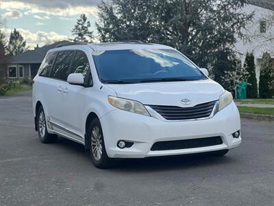 2011 Toyota Sienna XLE 8-Passenger   - Photo 12 - Portland, OR 97216