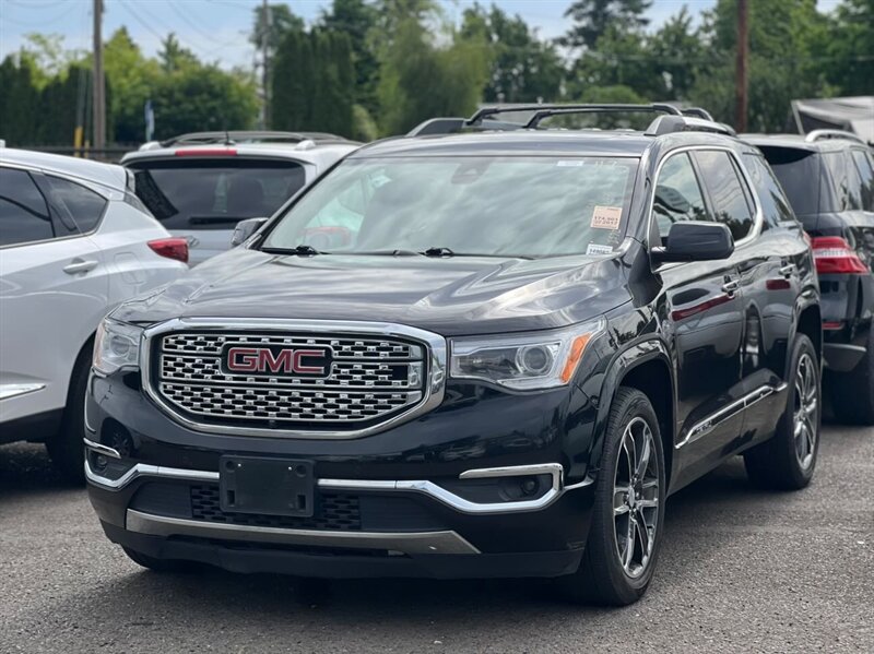 2017 GMC Acadia Denali AWD's photo