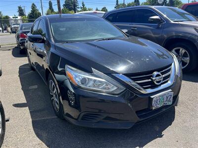 2016 Nissan Altima   - Photo 2 - Portland, OR 97216