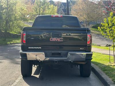 2018 GMC Sierra 1500 SLT   - Photo 7 - Portland, OR 97216