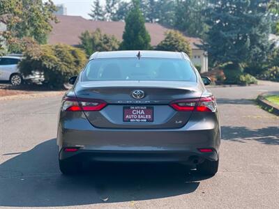 2021 Toyota Camry LE   - Photo 7 - Portland, OR 97216