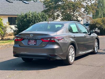 2021 Toyota Camry LE   - Photo 9 - Portland, OR 97216