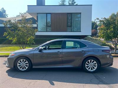 2021 Toyota Camry LE   - Photo 4 - Portland, OR 97216
