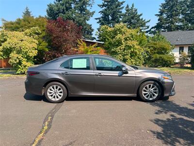 2021 Toyota Camry LE   - Photo 11 - Portland, OR 97216
