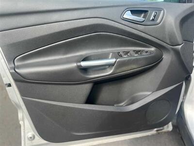 2014 Ford Escape SE   - Photo 19 - Portland, OR 97216