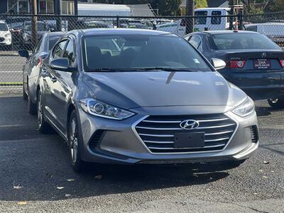 2018 Hyundai ELANTRA SEL   - Photo 2 - Portland, OR 97216