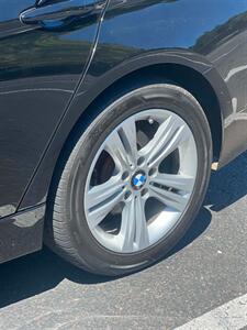 2017 BMW 3 Series 328d xDrive - Photo 16 - Portland, OR 97216