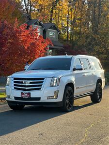 2018 Cadillac Escalade ESV Premium Luxury   - Photo 2 - Portland, OR 97216