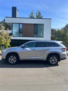2014 Toyota Highlander XLE - Photo 3 - Portland, OR 97216