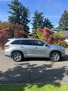 2014 Toyota Highlander XLE - Photo 11 - Portland, OR 97216