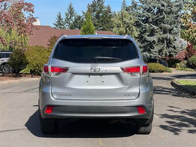 2014 Toyota Highlander XLE - Photo 8 - Portland, OR 97216